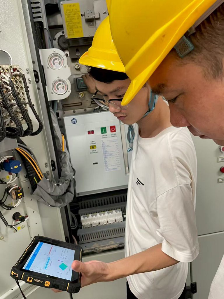 專業(yè)高效，客戶贊譽(yù)：手持式局部放電測試儀安裝調(diào)試服務(wù)獲好評-武漢中電通電力設(shè)備有限公司